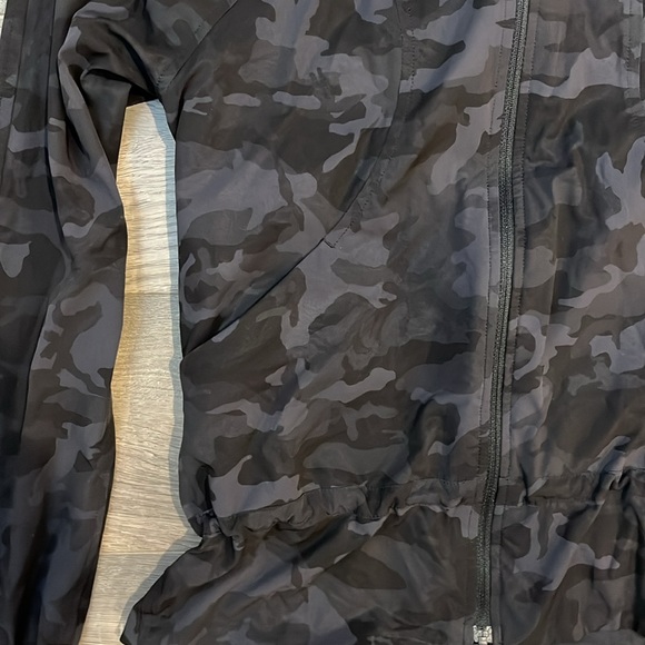 Lululemon Face Forward Jacket - Picture 4 of 4